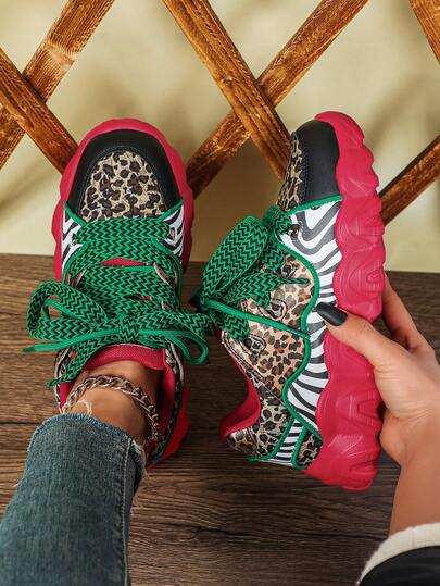 2026新款时尚豹纹、斑马纹和波浪纹运动鞋，适合春、秋、冬三季户外运动、跑步、健身，红色鞋底装饰，系带低帮圆头舒适户外跑步鞋，男女通用