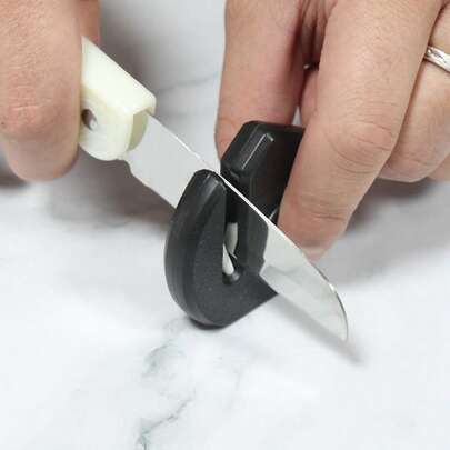 1/3/5pcs Portable Mini Knife Sharpener - No Power Needed, Ceramic Whetstone & Ergonomic Handle Design For Quick & Convenient Sharpening; Compact & Durable Plastic Construction Suitable For Outdoor, Camping & Kitchen Use