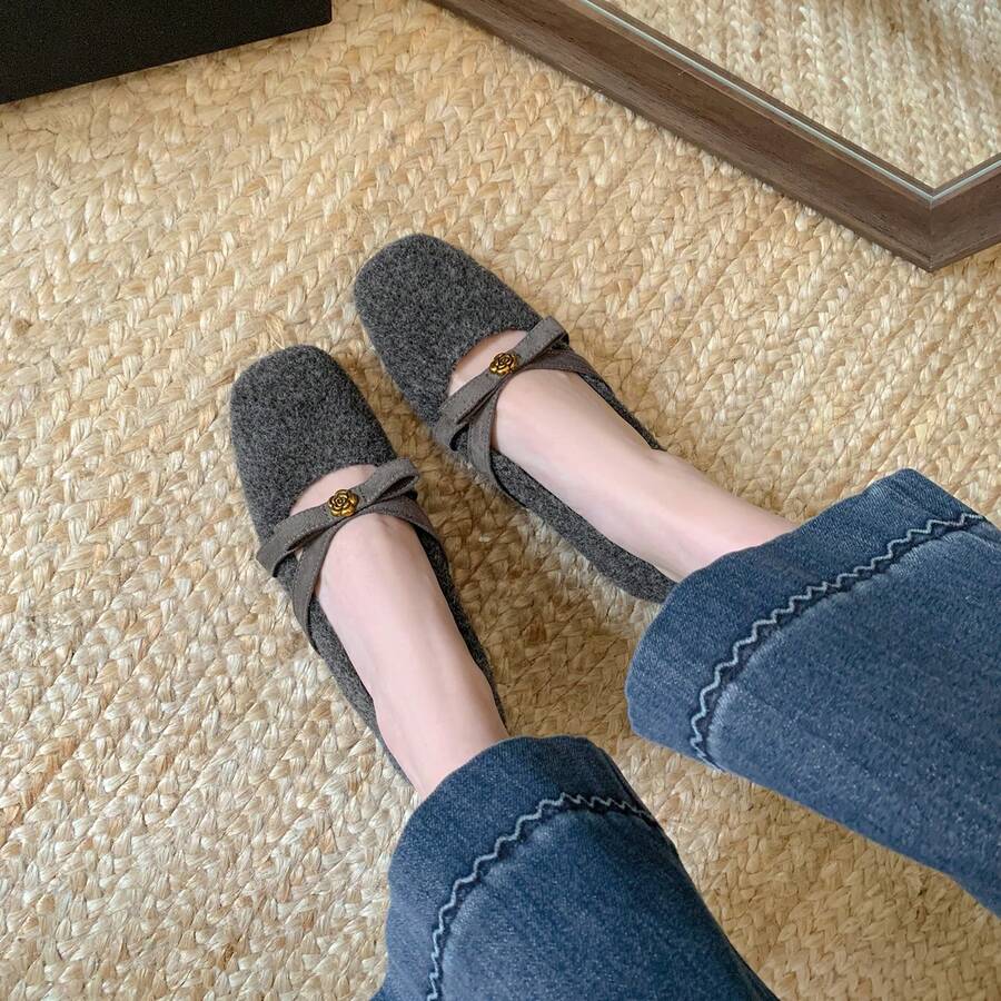 Soft Fufu~Wool Felt Pointed Toe Mary Jane Shoes, Gentle Style Essential For Daily Commute, Solid Color Commuter Shoes With Bow Tie, Suitable For Holidays - Grey - View 1