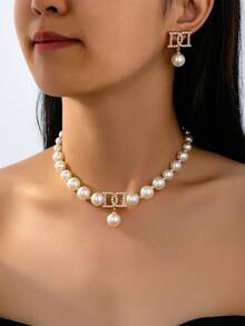 3pcs Elegant Faux Pearl Necklace And Earrings Set, Designed For Women, Suitable For Pairing With Wedding Dresses And Attending Formal Dinners, Ideal Gift For Girlfriend, Mother On Occasions Like Valentine's Day, Mother's Day