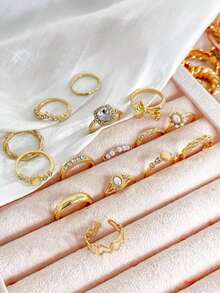15枚波西米亚风蝴蝶结叠戴戒指，时尚百搭，适合日常、节日、派对等各种场合，是送给女性的理想礼物。 - 金色 - 查看 4