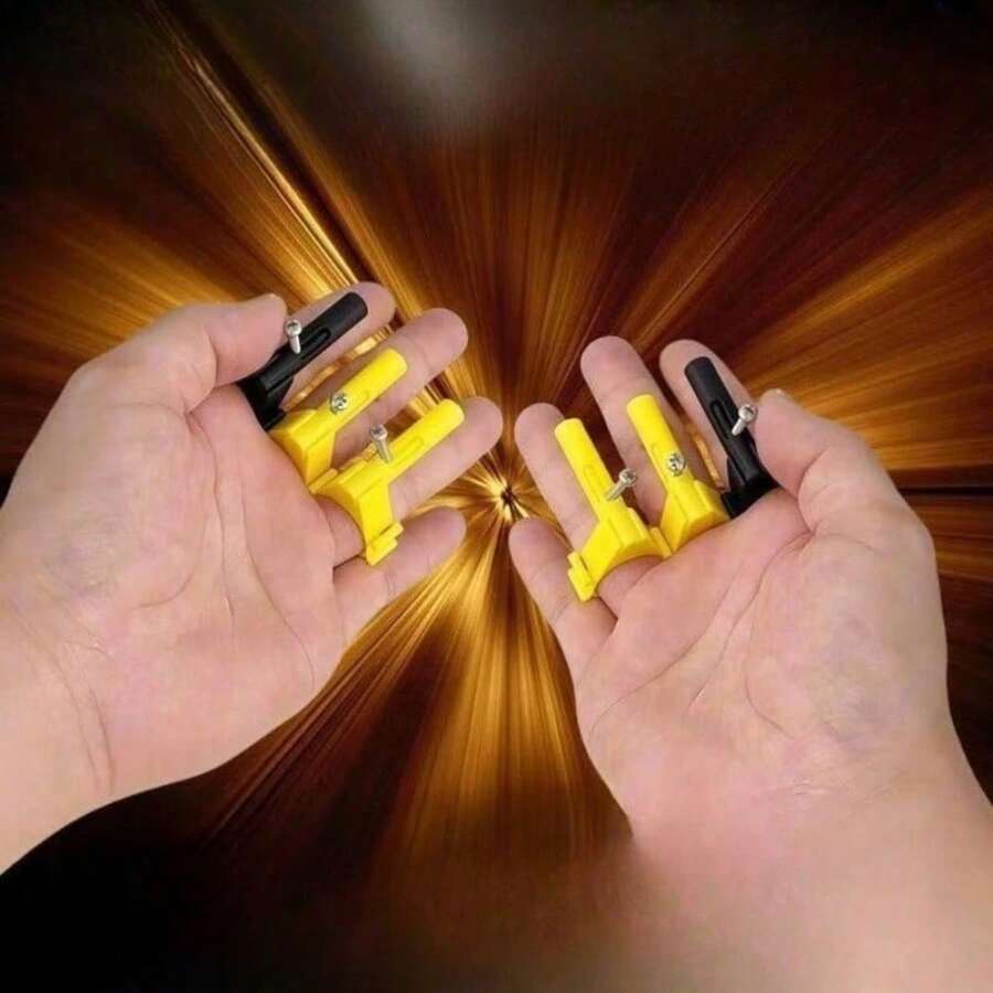 3pcs Mini Finger Gun Stress Relief Toys, Finger Shooting Gadgets For Teens - Multicolor - View 1