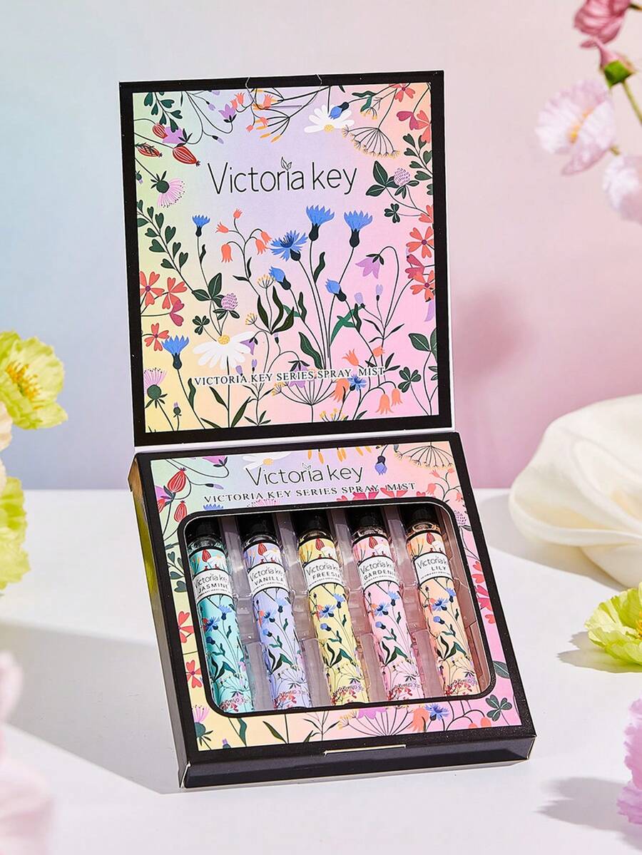 5瓶10毫升维多利亚钥匙香氛室内喷雾，多种香型：栀子花、茉莉、小苍兰、薰衣草，去除衣柜异味，旅行必备，小巧包装，方便携带，多层空气清新剂，适用于家居用品，圣诞礼物、生日礼物、朋友礼物、春节礼物 - 多種 - 查看 1
