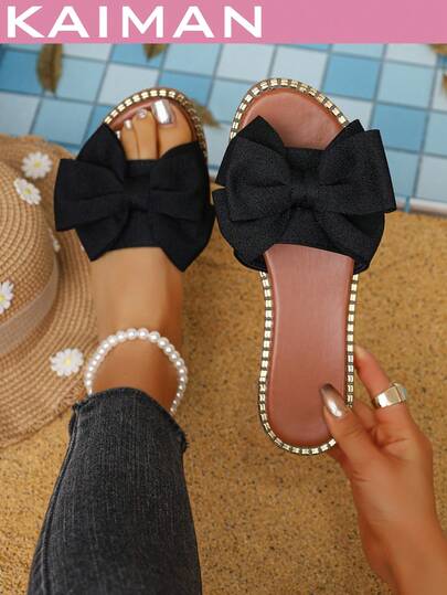 1双女士新款时尚平底塑料拖鞋，蝴蝶结装饰沙滩度假凉鞋，闪亮亮片点缀平底塑料拖鞋，适合居家、沙滩、夏季穿着