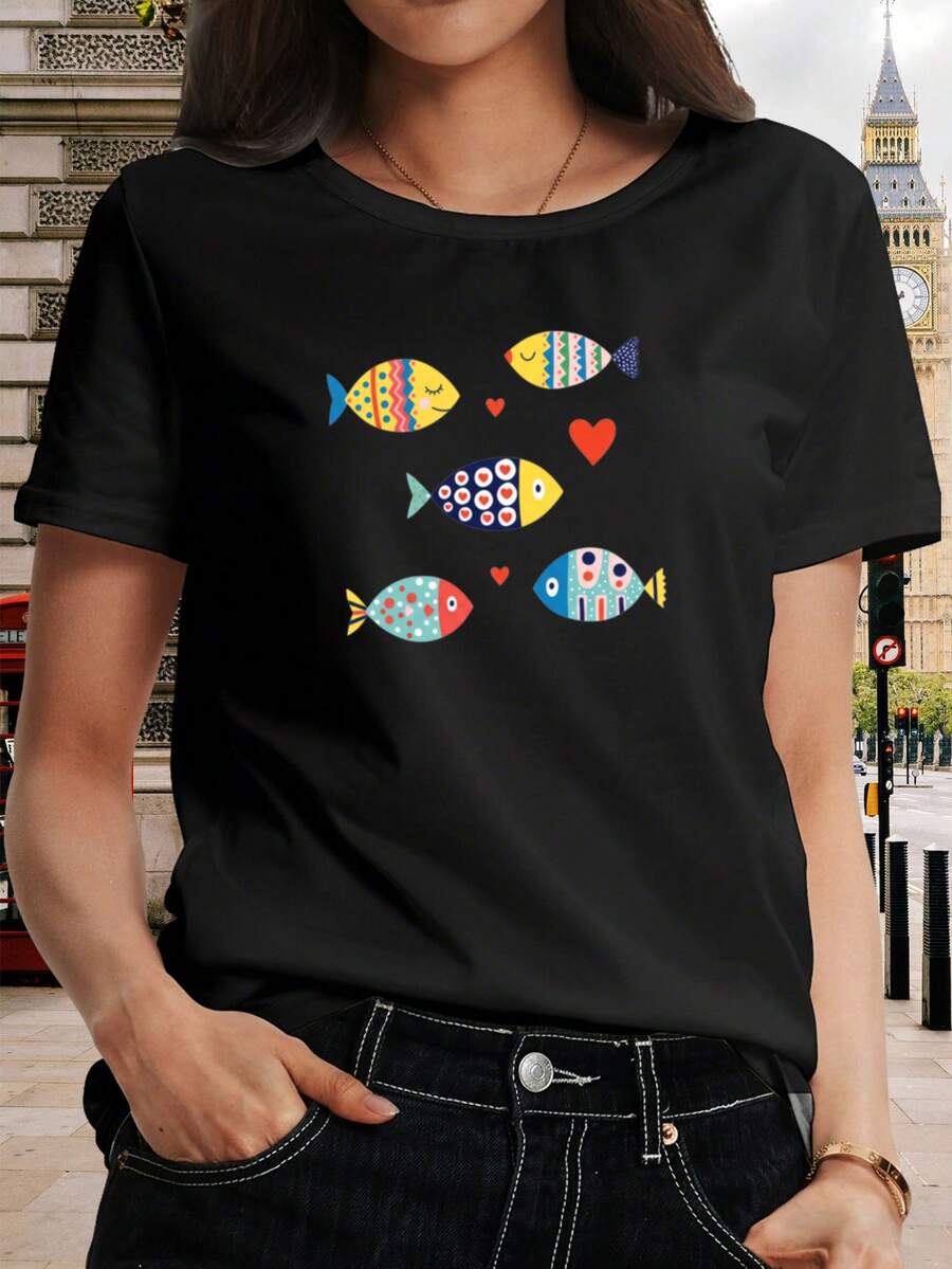 Camiseta casual de mujer con diseño de peces coloridos| Camiseta de manga corta con estampado divertido y fácil de cuidar, cuello redondo estampado, transpirable y cómoda, lavable a máquina, versátil para múltiples ocasiones, ropa de vacaciones y de oficina, ajuste cómodo - Negro - Ver 1