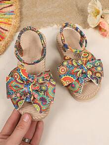 1双儿童布艺蝴蝶装饰弹力后跟一体式圆头时尚可爱优雅休闲波西米亚风平底泡沫凉鞋，适合3-15岁男孩女孩日常休闲、聚会、上学、散步、购物、旅行等场合，2026春夏新款鞋 - 彩色 - 查看 7