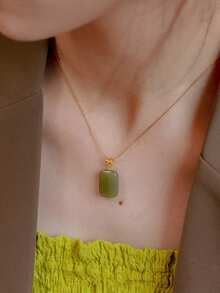 女士绿色长方形吊坠项链，优雅复古风格，独特设计，精致百搭，适合日常佩戴，亦可作为节日礼物。 - 金色 - 查看 6