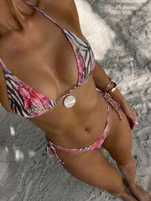 Ensemble de maillot de bain personnalisé sexy pour femmes avec imprimé léopard et tournesol, avec accessoires de coquillage à nouer. Convient pour Noël, les vacances à la plage et autres occasions. Bikini d'été pour femmes (style 2026), élégant ensemble bikini deux pièces pour la plage et la villégiature - Multicolore - Voir 1