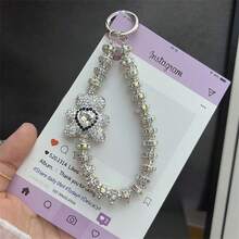 1件镶满水晶的熊形水钻手链，时尚奢华的腕间饰品，可作为礼物送给母亲、家人、朋友，生日、情人节皆宜。 - 彩色 - 查看 10