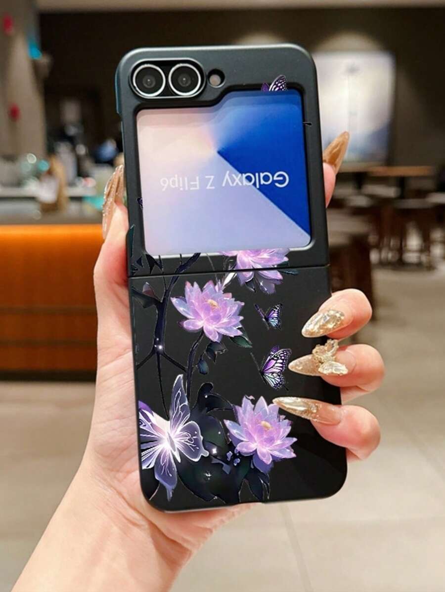 1pc Fashionable And Simple Skin Feel PC Material Lotus Flower Butterfly And Other Elements Folding Phone Case, Can Protect And Prevent Falling: SamsungGalaxy Zflip 3/Zflip 4/Zflip 5/Zflip 6/Zflip 7/ Razr 50 Ultra/ Razr 60 Ultra/ Razr 60/ Rolla Razr 50/Galaxy Z Flip7 FE - Black - View 1