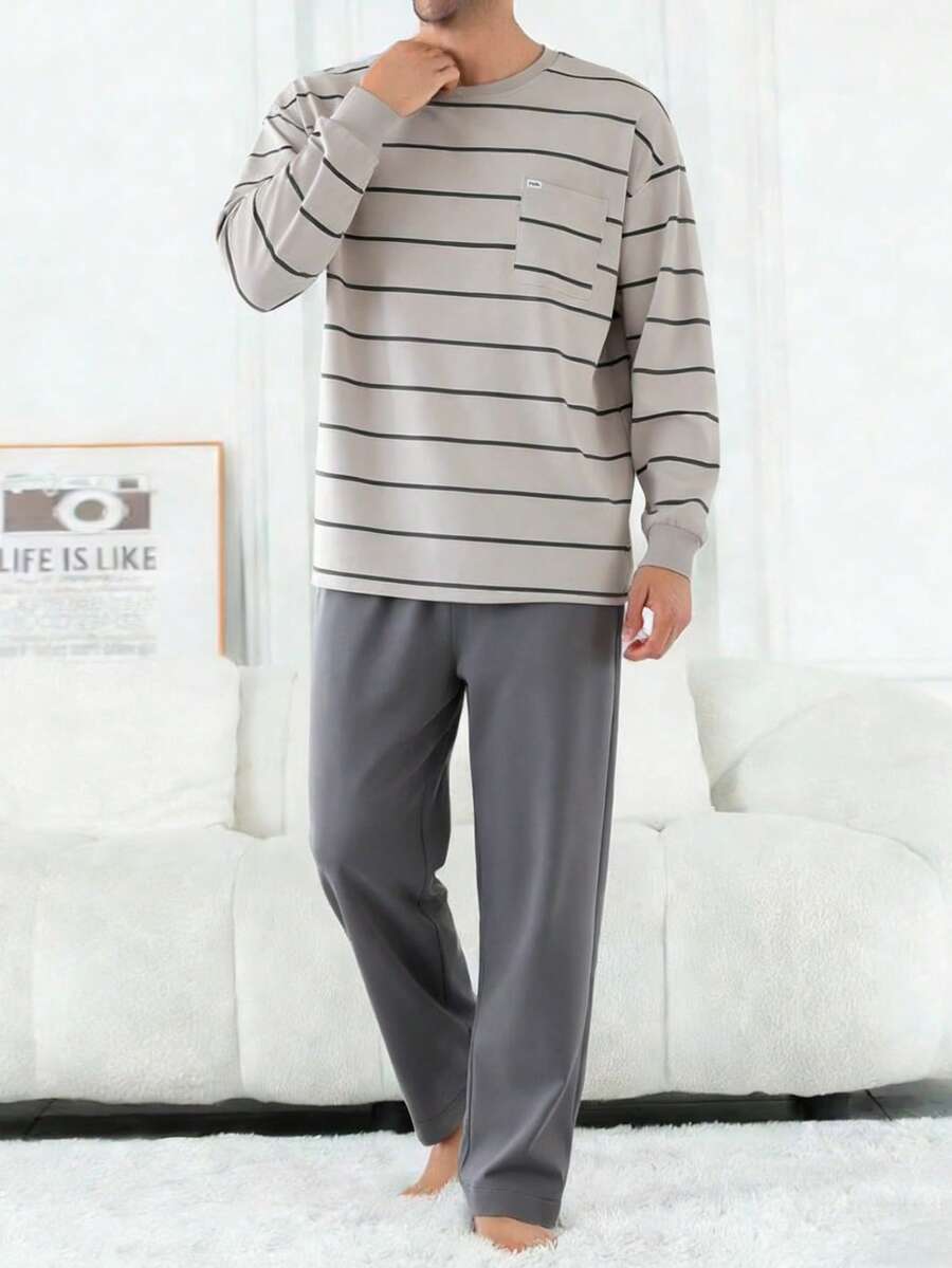 Bộ đồ ngủ nam cỡ lớn 2 món, gồm áo dài tay kẻ sọc rộng rãi có túi và quần dài màu trơn, thích hợp cho mùa xuân, thu, đông, quà tặng ngày Valentine. - Màu Xám nhạt - Xem 1
