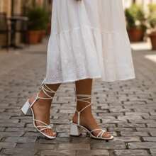 Sandalia Zapatilla Tacón Tiras Gladiador Punta Semi Cuadrada - Blanco - Ver 2