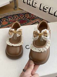 1 Pair New Casual Fashion Flat Shoes For Baby Girls, Made Of Quality PU Material, Decorated With Lace And Bow, Lightweight And Stable Sole, Versatile For Walking, Travel, Outdoor Wear, Suitable For All Seasons - Brown - View 1