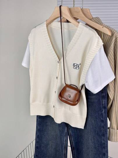 V-Neck Knitted Vest For Women, Loose Fit Slimming 2 In 1 Embroidered Sleeveless Top, Spring/Summer White