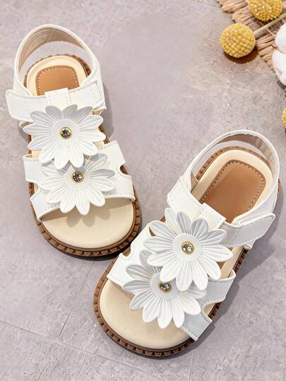 1 par de sandalias de verano para niños, sandalias para niñas, sandalias para niños, sandalias para estudiantes de primaria, correa de color dorado de moda con decoración de doble flor, cómodas y suaves con suela antideslizante, perfectas para salidas de verano, viajes, vacaciones, zapatos clásicos de estudiante, sandalias de playa, sandalias planas.