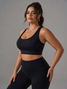 Zimi Collection حزمة حمالة صدر رياضية بدون أسلاك للنساء بمقاسات كبيرة 1XL-5XL سوداء من الشبك بتصميم ظهر سباق مع فتحة خلفية وإغلاق قابل للتعديل بخطاف وعين للتمارين الرياضية في الجيم واليوغا والجري - الأسود - مشاهدة 4