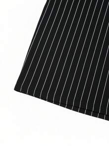 GRDR Fashionable Retro Black & White Vertical Striped V-Neck Polo Shirt, Men's Casual Short Sleeve Top - Black - View 5