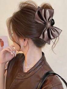 1pc Women's Cashew Bow Hair Clip, Bohemian Style, Suitable For Vacation And Various Holiday Photography, Simple, Elegant, Generous, Suitable For Beach Play, Black And White Color, Can Firmly Clip Hair, A Exquisite Hair Accessory. Elegant Claw Clip Fashion Hair Clip Casual Hair Clip