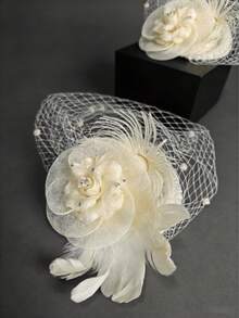 1件女士头饰帽，带网纱面纱、羽毛花朵和珍珠饰边，复古优雅鸡尾酒会头饰，红、白、黑三色可选，是婚礼、肯塔基德比、下午茶派对和复古主题活动的理想之选 - A - 查看 11