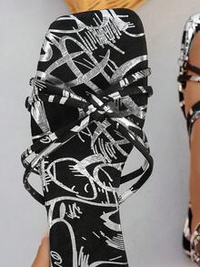 1 Đôi dép xăng đan đế bằng nữ in chữ, quai chéo, chất liệu vải dệt, dép đi biển thời trang, mẫu mới Xuân/Hè 2026 - Đen và trắng - Xem 8