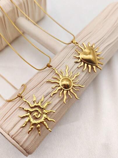 1pc 18K Gold Plated Spiral Geometric Heart Sun Stainless Steel Necklace, Suitable For Casual Wear And Party Accessories