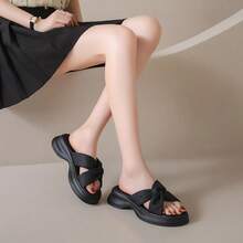 Sandalias de plataforma con tacón de cuña para mujer Sandalias de plataforma de verano para mujer - Novedad Sandalias para exterior con suela blanda, transpirables y antideslizantes. Suela gruesa con detalles trenzados para un sofisticado estilo playero francés. El diseño en negro combina a la perfección con vestidos. - Negro - Ver 7