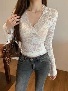 V领蕾丝修身长袖上衣 - 白色 - 查看 4