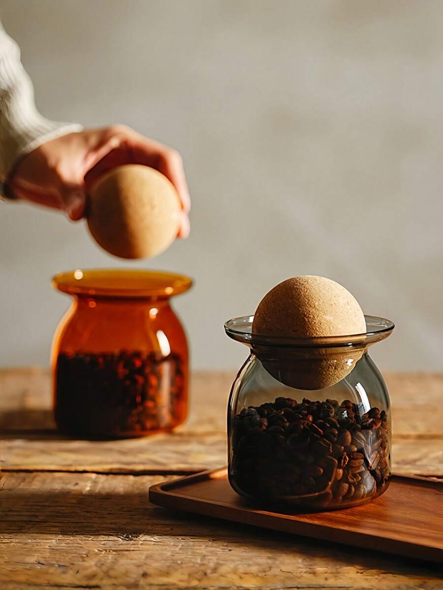 1 hộp đựng cà phê hạt kiểu cổ điển, kín khí, dung tích lớn, dùng để bảo quản cà phê bột, lá trà, đường viên. - Nhiều màu - Xem 1