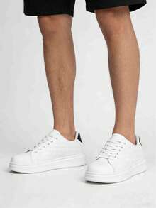 Men's Personalized Couple Style Black & White Contrast Random Embossed Design Casual Sneakers, Fashion Minimalist Lace-Up Classic Leather Comfortable Casual Walking Shoes - White and Black - View 11