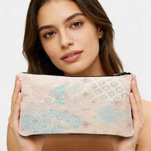 1个女士旅行化妆包，2D印花，便携式拉链化妆品和洗漱用品收纳袋，多用途，适合旅行、健身和日常使用 - 杏色 - 查看 13