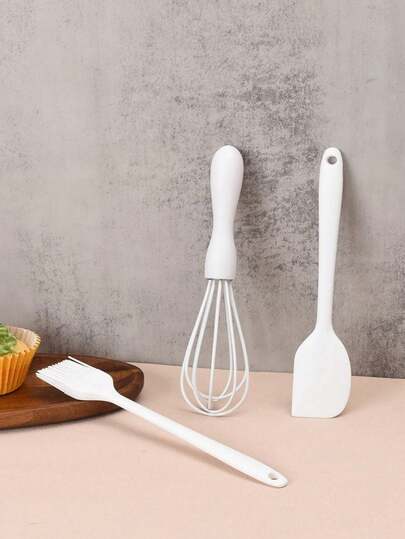 Baking 3 Piecesset Silicone Baking Hand Mixer, Multi-Purpose Cream & Egg Beater, Hand Held Whisk, Kitchen Baking Tool Set, Silicone BrushOil Brush, Cream Scraper,Nonstick Bread Spatula Rubber Kitchen Jar Blenders Scraper Long,Multi-Functional Baking Silicone Spatula, Cream Cake Spreader