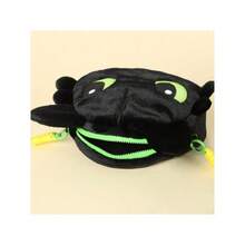 Universal Pictures 可爱无牙仔男孩毛绒斜挎包 | 柔软蓬松的肩包，适合作为圣诞节或生日礼物送给女孩 - 毛絨斜背包 - 查看 4