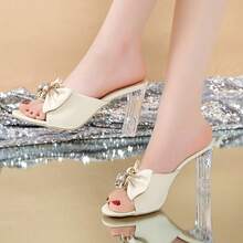 新款系带凉鞋，女士百搭蝴蝶结时尚高跟露趾优雅水晶粗跟拖鞋，波西米亚风沙滩水钻蝴蝶结家居拖鞋 - 米色 - 查看 5