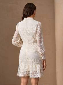 优雅奢华刺绣花卉装饰领口女式连衣裙