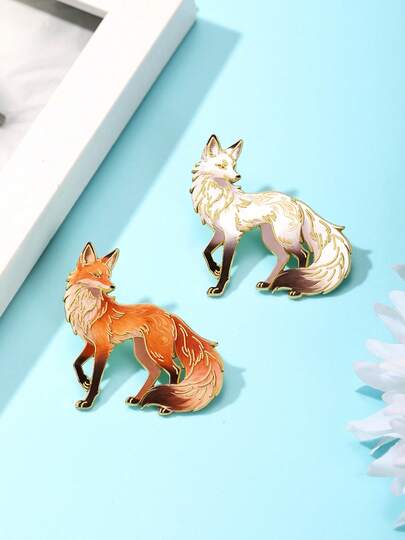 1PC Elegant Fox Enamel Pin - Featuring A Red Fox & With Gold Outline, Gradient Color & Detailed Fur Texture, Lapel Brooches For Animal Lovers & Fantasy Fans, Daily Wear Or Gifting, Magical Forest-Themed Fashion Accessory