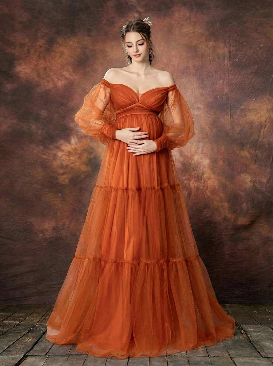 Irresista Dressalisa 優雅露肩孕婦禮服，燈籠袖與飄逸薄紗 A 字裙擺，適合嬰兒洗禮、新娘派對聚會穿著