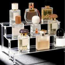 1 قطعة رف عرض متعدد الطبقات من الأكريليك، رف تخزين أكريليك متعدد الوظائف للمكتب، مناسب لعرض التماثيل والعطور والمستحضرات التجميلية والإكسسوارات وغيرها. رف عرض تخزين المنزل، رف عرض المجوهرات والمستحضرات التجميلية، رف تخزين شفاف متعدد الطبقات، حامل كعكة، رف عطور - شفاف - مشاهدة 1