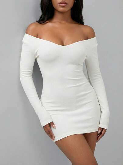 Blazique Solid Color Ruched Waist Bodycon Dress