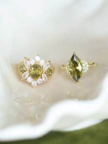 2pcs Elegant Luxury Geometric Floral Teardrop Design Fully Paved Cubic Zirconia French Palace Style Rings Set, Fashionable Personalized High-End Copper Open Rings For Women, Suitable For Vacation, Events, Parties - Golden Yellow+Green - View 7