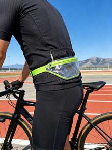 Túi đeo hông PVC trong suốt, túi đeo eo trong suốt dùng cho sân vận động với dây đeo điều chỉnh được, túi đựng đồ trang điểm tiện dụng, thiết kế nhẹ nhàng, đa năng như túi đeo eo, túi đeo chéo và túi sân vận động, lý tưởng để đựng điện thoại, vé, đồ đi xem hòa nhạc, các trận đấu thể thao và lễ hội, phù hợp cho người đi lễ hội âm nhạc, người hâm mộ thể thao, khách du lịch, sinh viên, hoàn hảo cho các sự kiện tại sân vận động, các chuyến đi biển, đi lại hàng ngày. - Nhiều màu - Xem 3