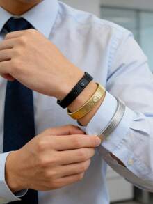 2个男女通用金属衬衫袖扣，防滑金属袖扣，耐用免洗袖口松紧带，男女皆宜，派对及节日用品，金属弹簧手镯弹力臂带