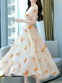 Đầm maxi dài tay ngắn cổ chữ V in hoa thanh lịch dành cho nữ, thích hợp cho mùa hè. - Màu be - Xem 4