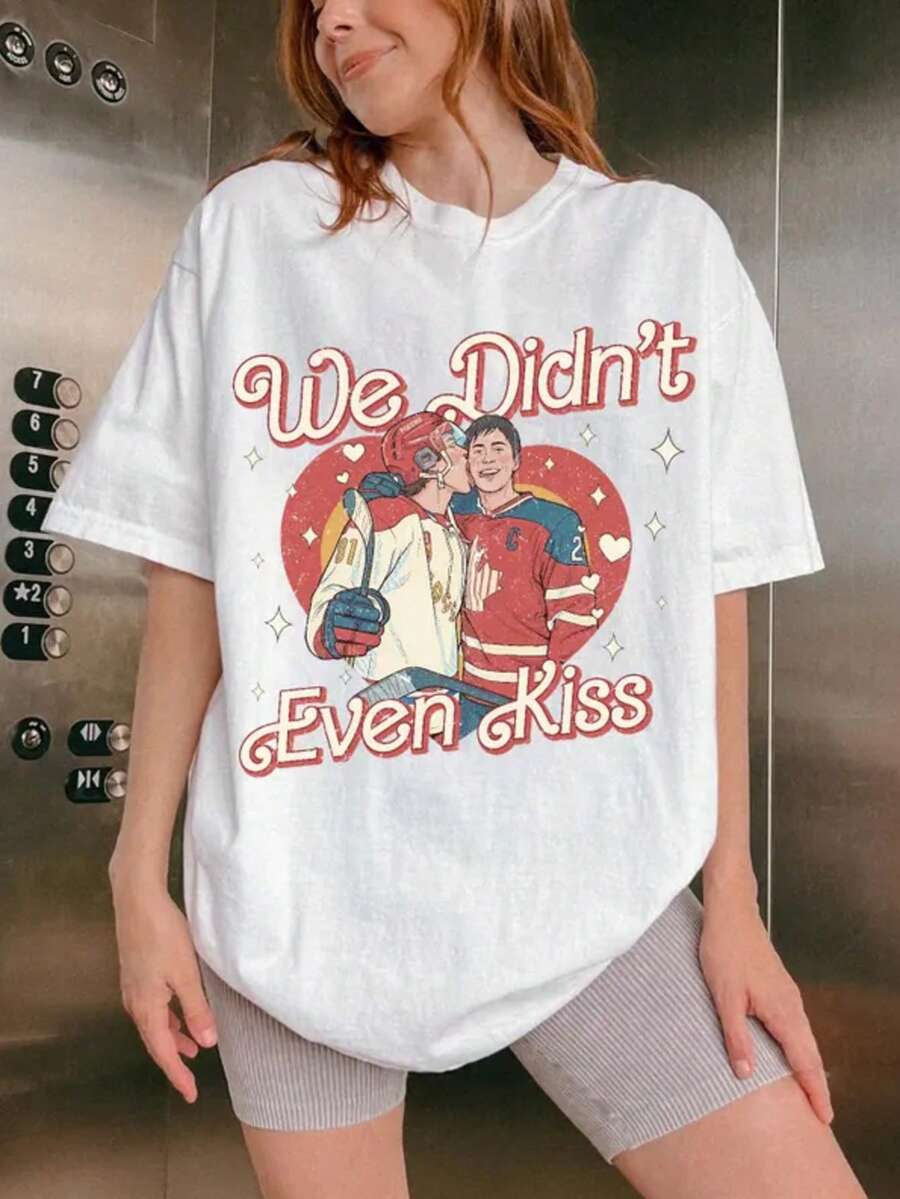 We Didn't Even Kiss Shirt , Couple Heated Rivalry Tshirt, Hockey Romance Book Tshirt, Hot Book Movie Fan Gifts - 白色 - 查看 1