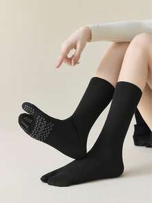 Toed Socks Men's Calf Socks Thumb Toe Two-Toe Long Socks Men's Socks With Dot Gel Anti-Slip Long Socks Men's Socks White - Black - View 4