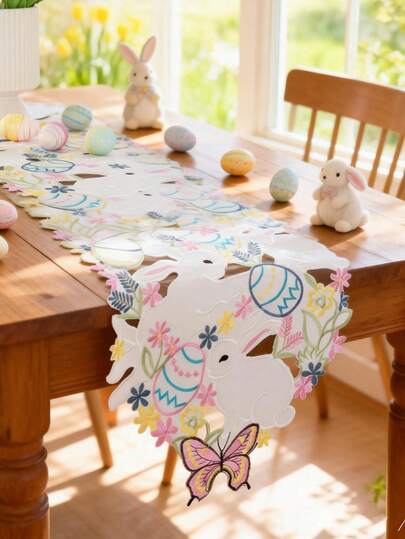 Camino de mesa de Pascua con conejos de primavera y bordado floral calado. Mantel decorativo para el hogar, la cocina y el comedor.