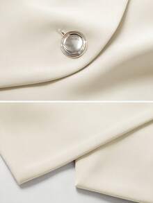 女士休闲轻便通勤纯色有里高品质短款不对称下摆双排扣西装外套 春季款 - 杏色 - 查看 5