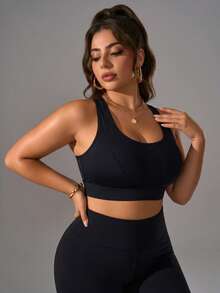 Zimi Collection 1 Pack Plus Size Women's Wireless Sports Bra 1XL-5XL Black Racerback Adjustable Straps Built-In Pads Workout Bra For Gym Yoga Running Fall - Black - View 9