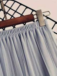 女士优雅褶裥网纱A字半身裙，适合休闲或办公场合穿着，简约优雅 | 涤纶网纱半身裙，四季必备单品，百搭春夏半身裙 - 淺灰色 - 查看 4