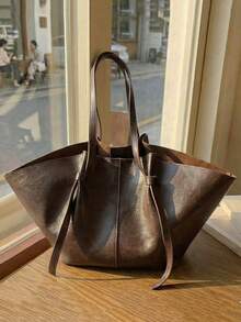 Sac à bandoulière rétro à la mode et grande capacité, sac fourre-tout léger et polyvalent pour un usage quotidien simple et décontracté, sac sous le bras de style de conception de niche en couleur unie, sac polyvalent et populaire pour femmes, convenant pour le shopping, les déplacements, le travail et les voyages quotidiens - Marron - Voir 8