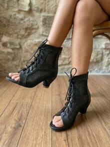 1 par de sandalias de tacón alto de moda para niñas, negras, versátiles y fáciles de limpiar, con cordones cruzados, empeine hueco, de caña alta con cremallera trasera, de punta abierta, adecuadas para fiestas y reuniones - Negro - Ver 2